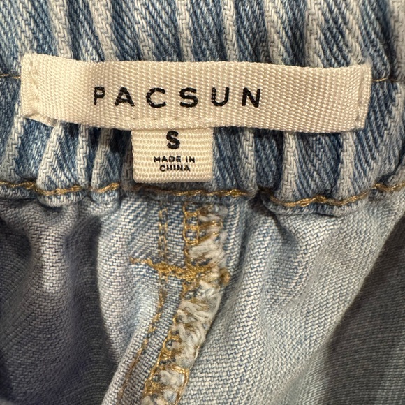 Women’s PacSun Light Blue Cargo Jeans - Picture 9 of 11